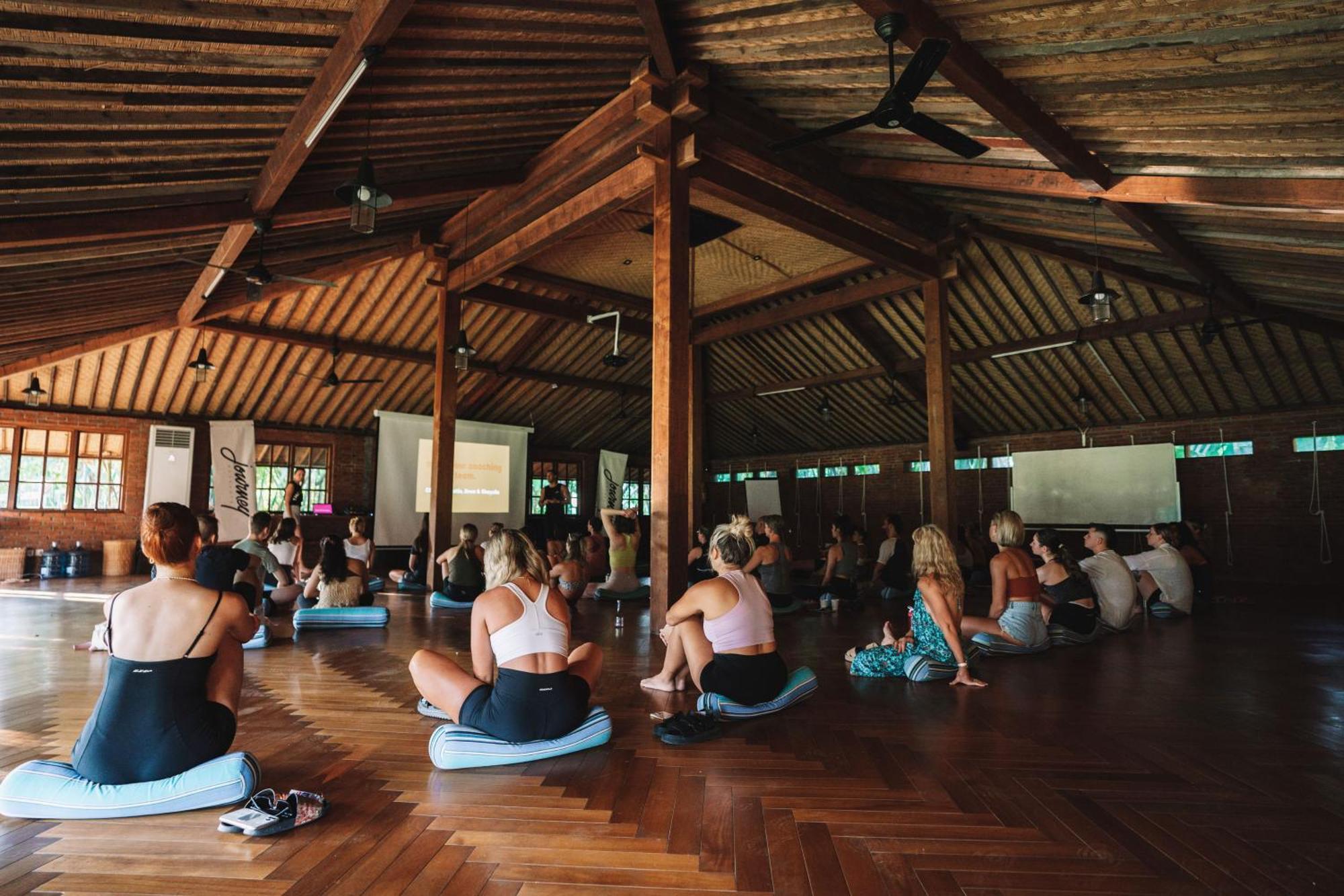 Hotel Komune And Beach Club Bali Keramas Ngoại thất bức ảnh