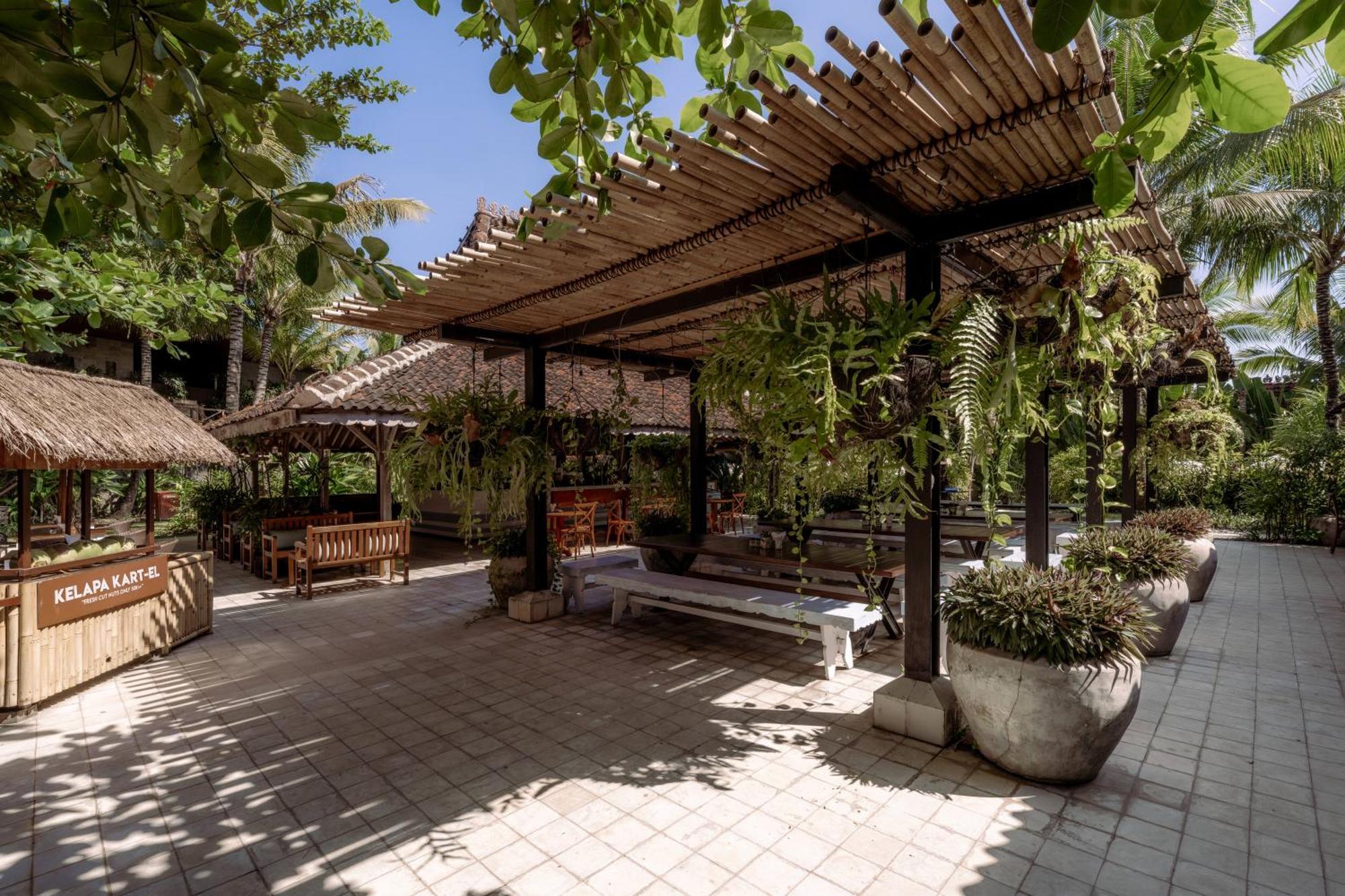 Hotel Komune And Beach Club Bali Keramas Ngoại thất bức ảnh
