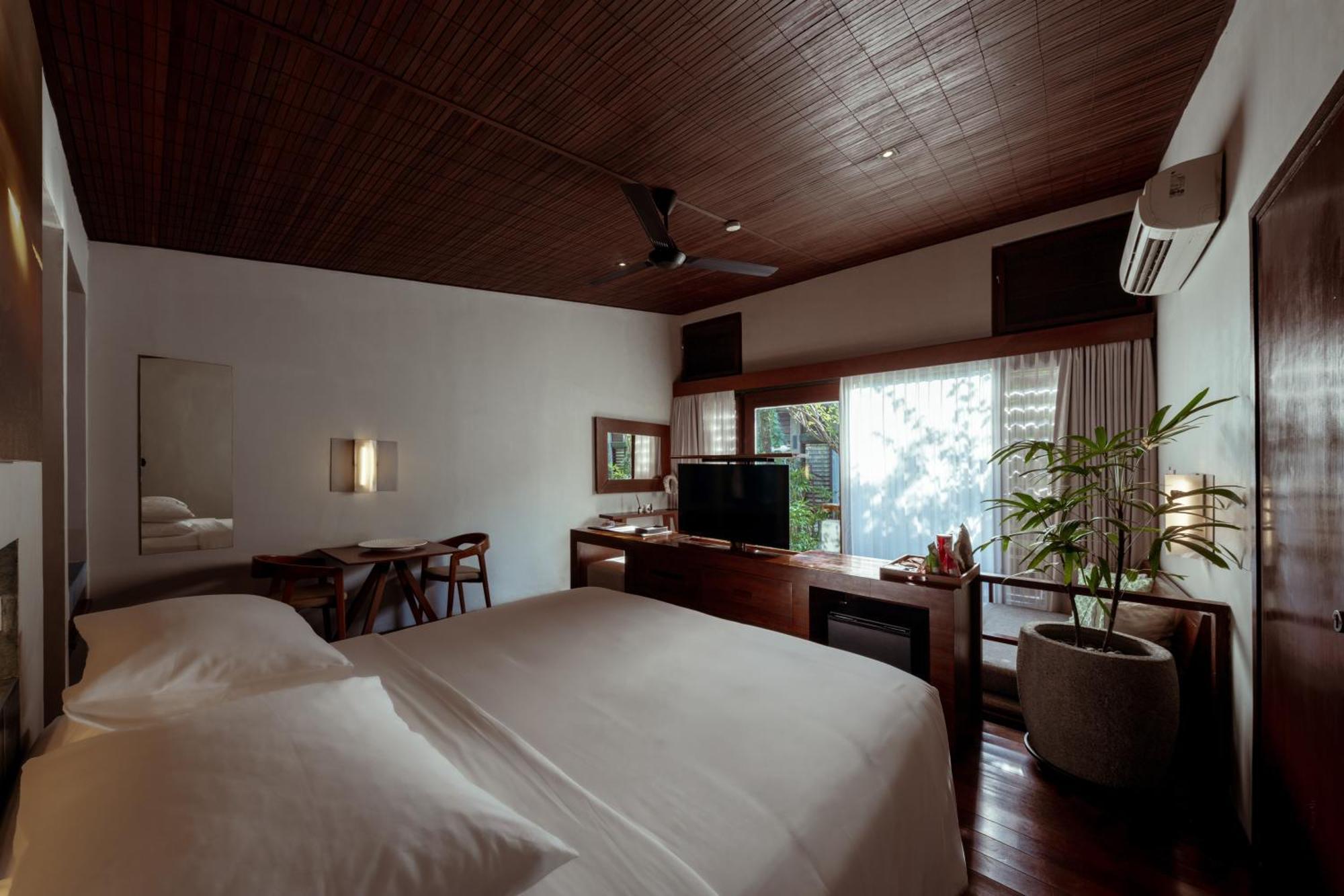 Hotel Komune And Beach Club Bali Keramas Ngoại thất bức ảnh